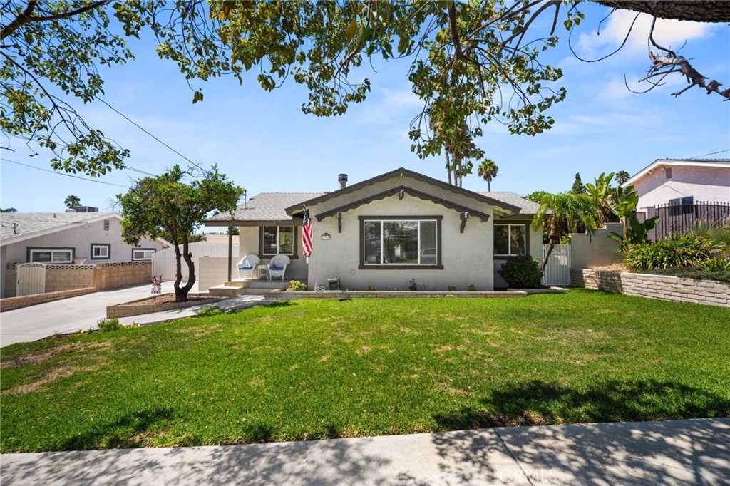 7746 Beryl Street Property Photo 2