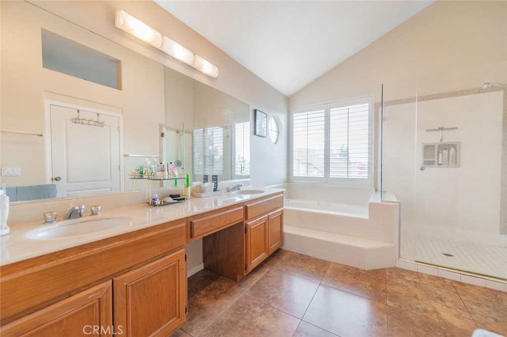 9819 Via Esperanza Property Photo 28