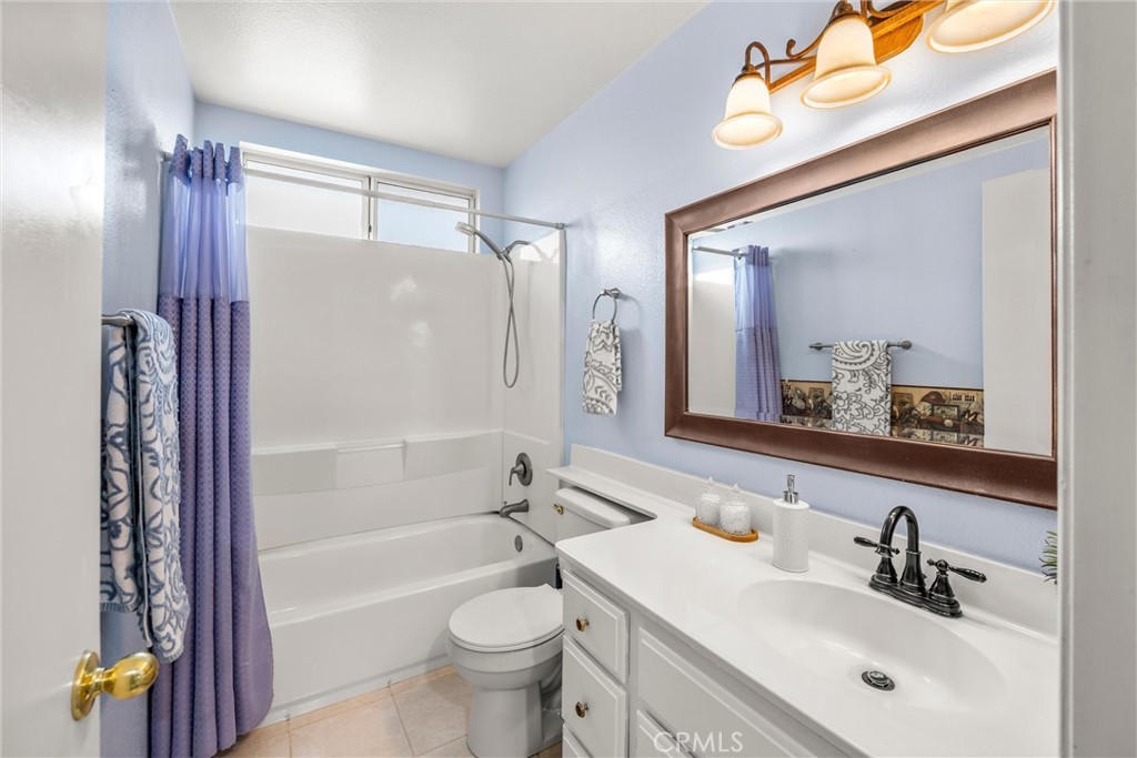 5730 N Yosemite Property Photo 16