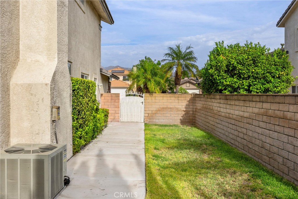 5730 N Yosemite Property Photo 24