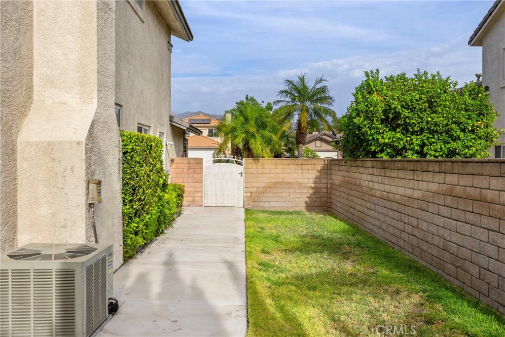5730 N Yosemite Property Photo 24
