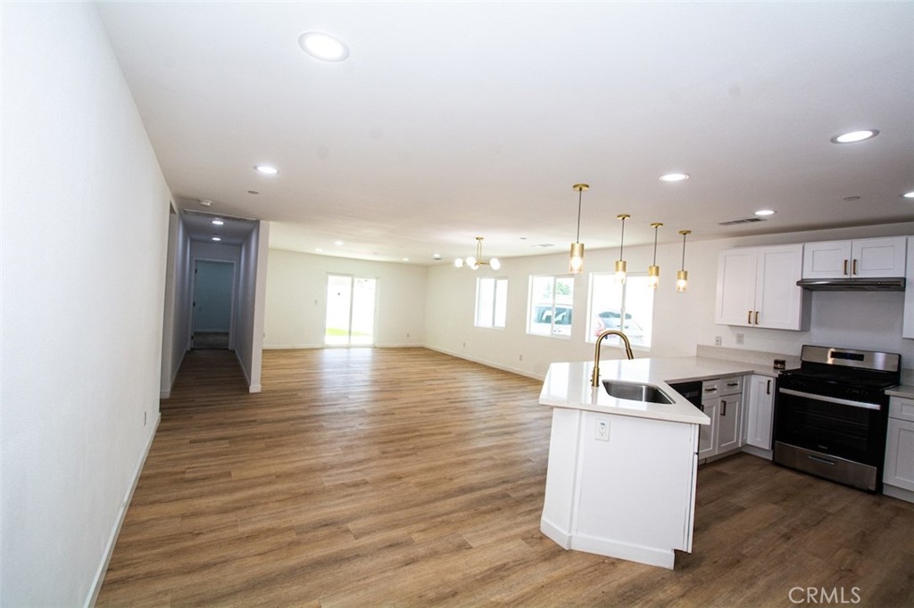 8258 Bennett Avenue Property Photo 4