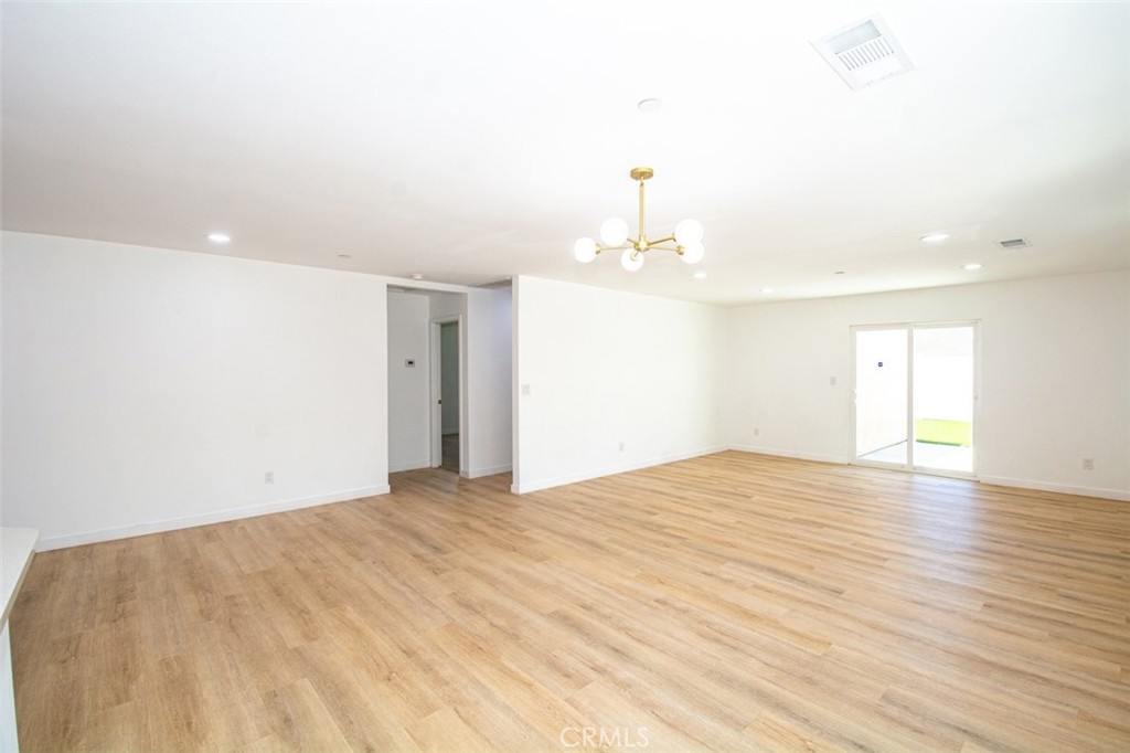8258 Bennett Avenue Property Photo 10
