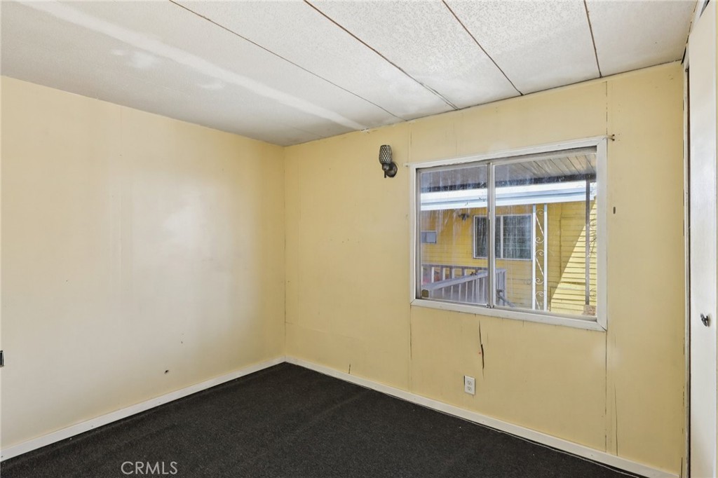 17333 Valley Boulevard 15e Property Photo 11