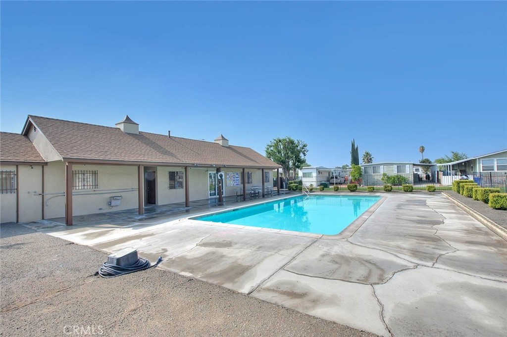 17333 Valley Boulevard 15e Property Photo 21