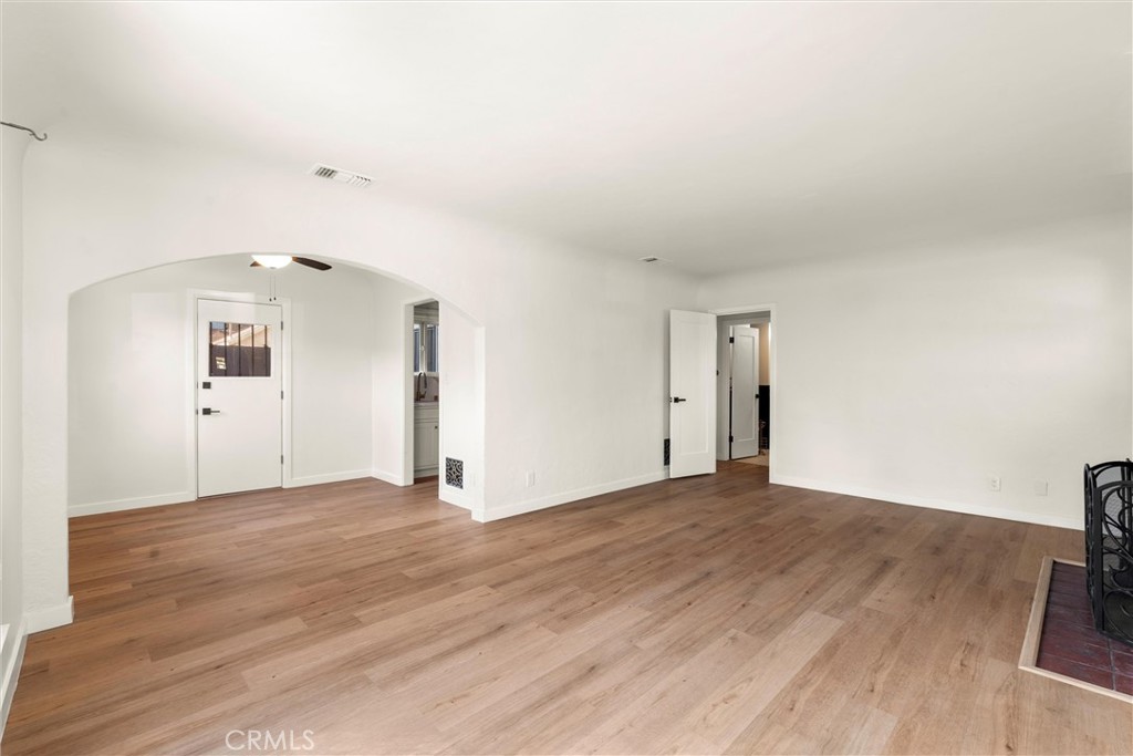 2083 Parnell Way Property Photo 7