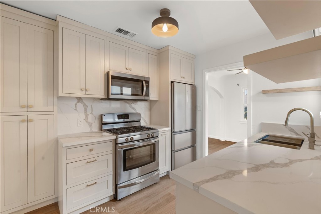 2083 Parnell Way Property Photo 13