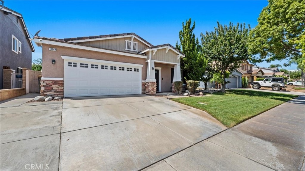 10962 Hardy Pecan Court Property Photo 4