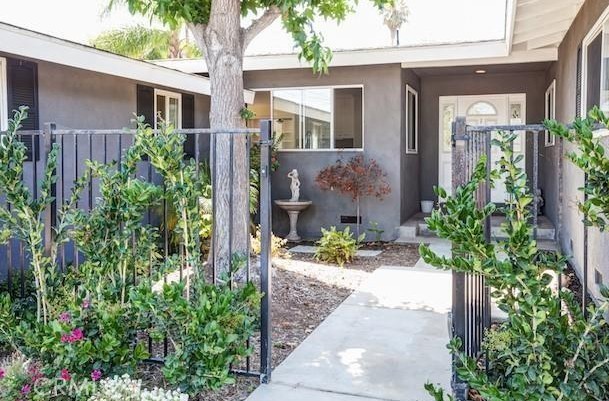 2112 Dover Drive Property Photo 4