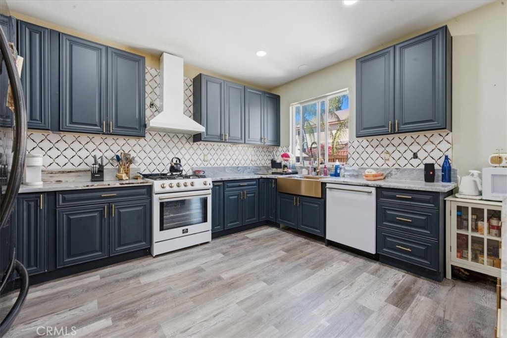 25928 Calle Ensenada Property Photo 15