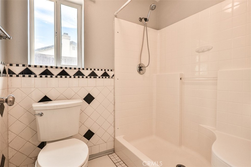 1452 Hummingbird Property Photo 16