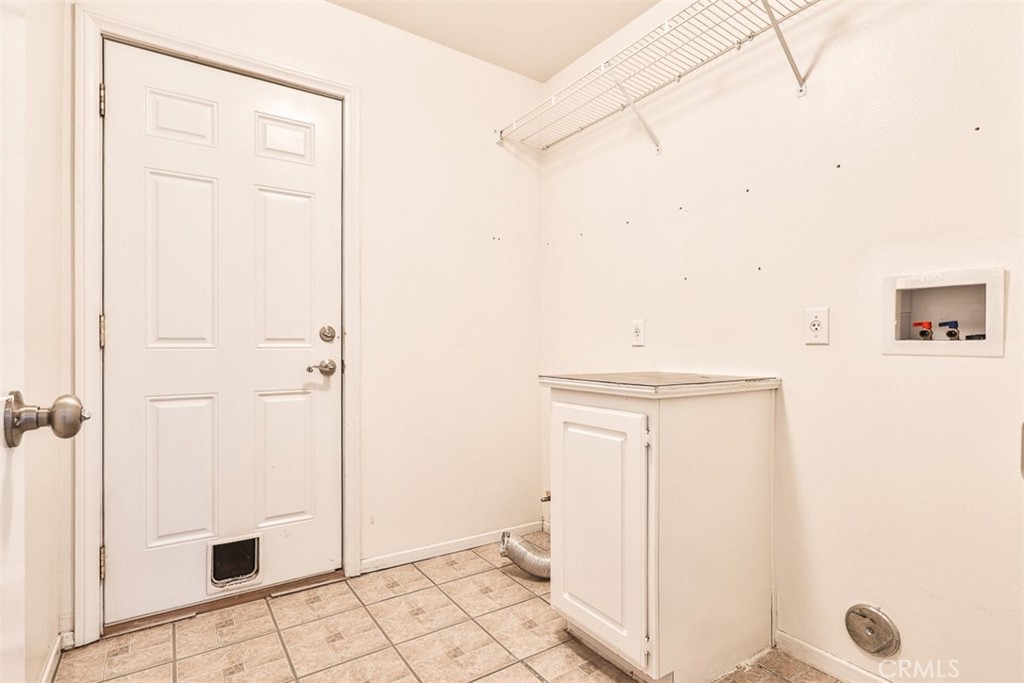 1452 Hummingbird Property Photo 24