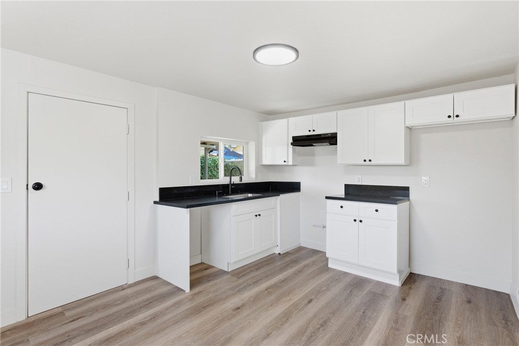 9777 Feron Property Photo 15