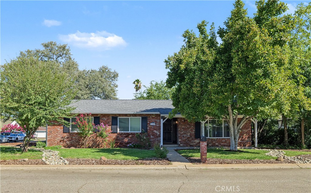 564 Estate Street Property Photo 1