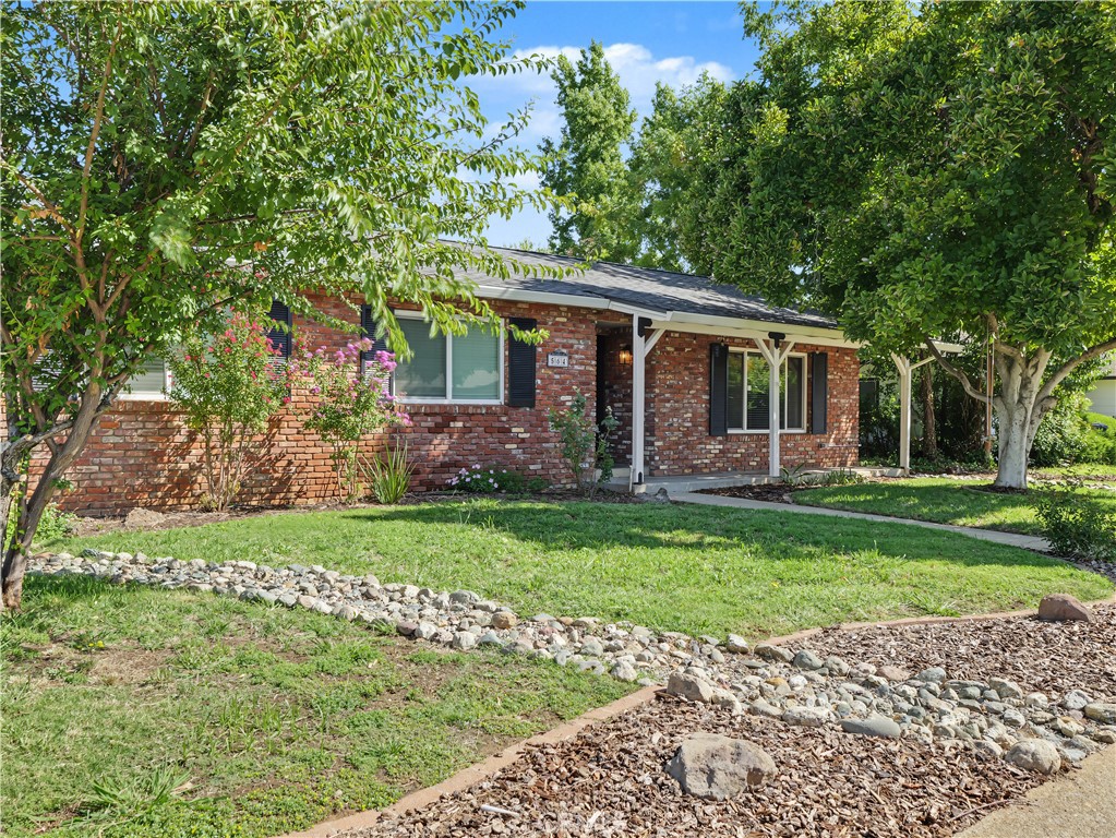 564 Estate Street Property Photo 2