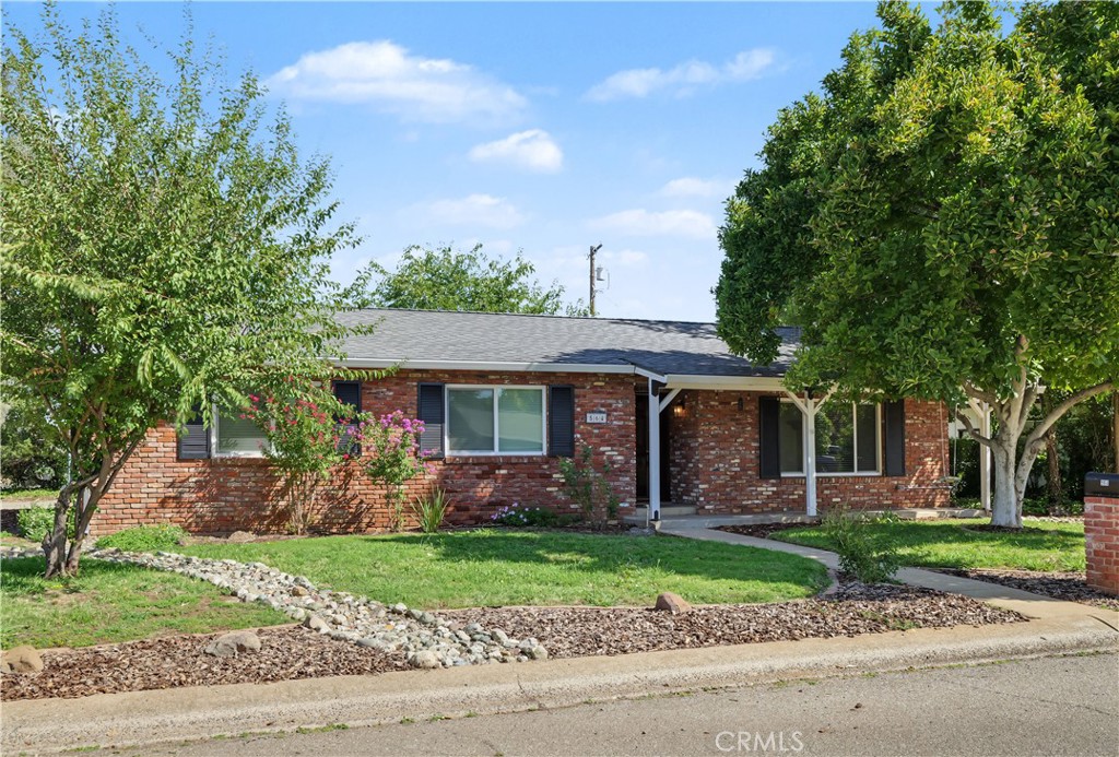 564 Estate Street Property Photo 3