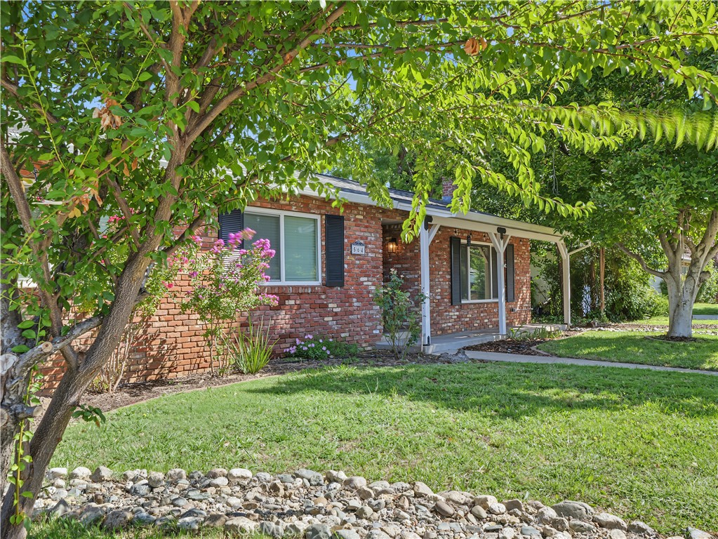 564 Estate Street Property Photo 4