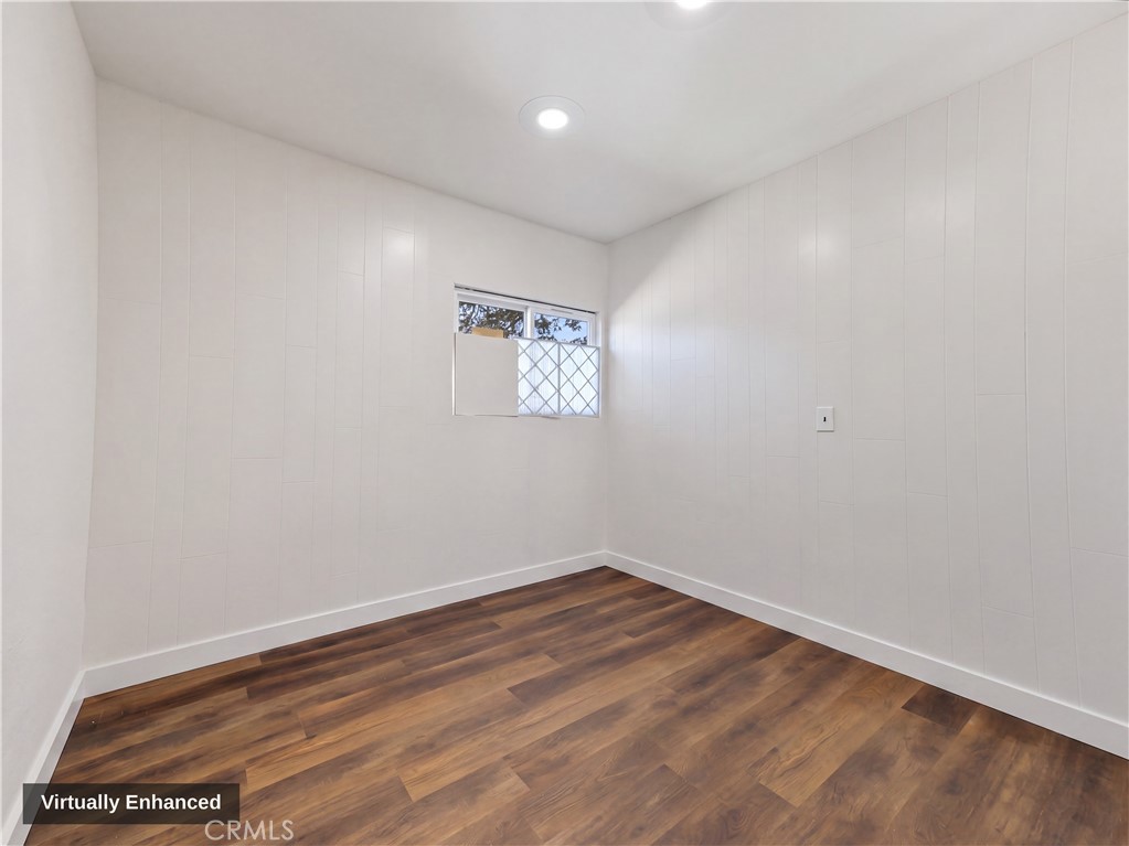 564 Estate Street Property Photo 23
