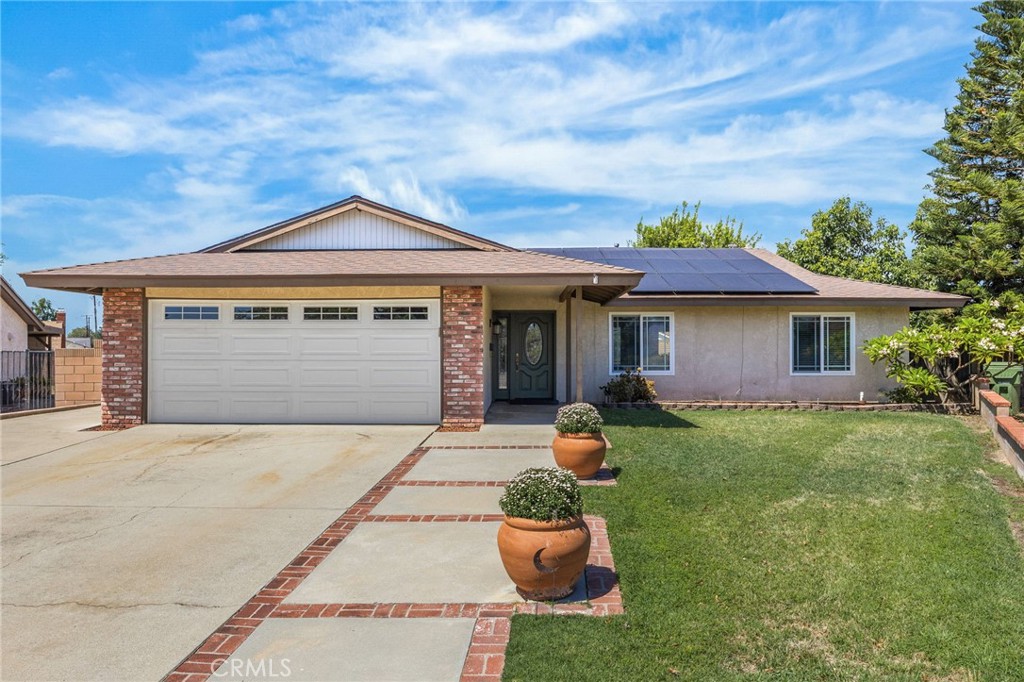 2609 Orchard Court Property Photo 1