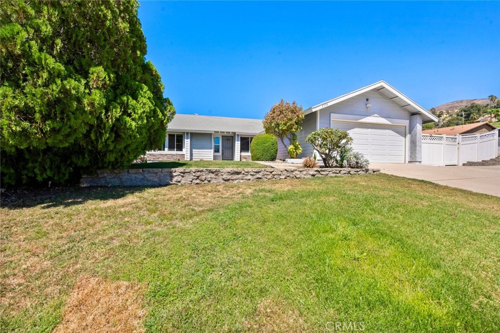 2994 La Verne Property Photo 4