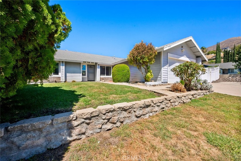 2994 La Verne Property Photo 5
