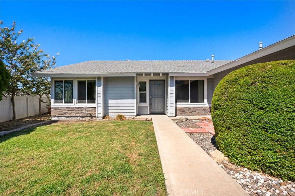 2994 La Verne Property Photo 9