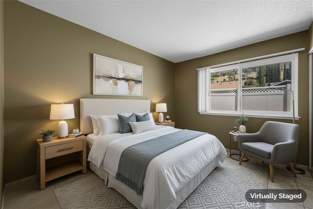 2994 La Verne Property Photo 18