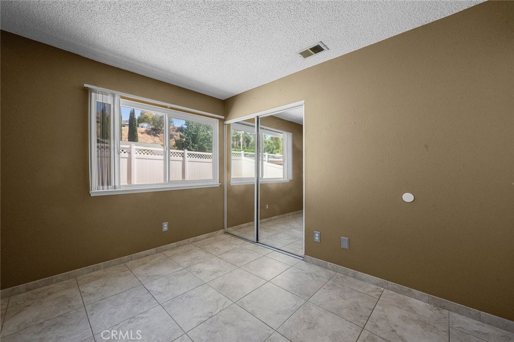 2994 La Verne Property Photo 21