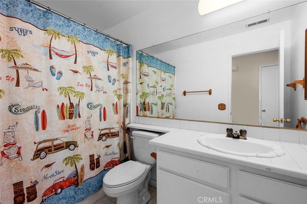 2994 La Verne Property Photo 30