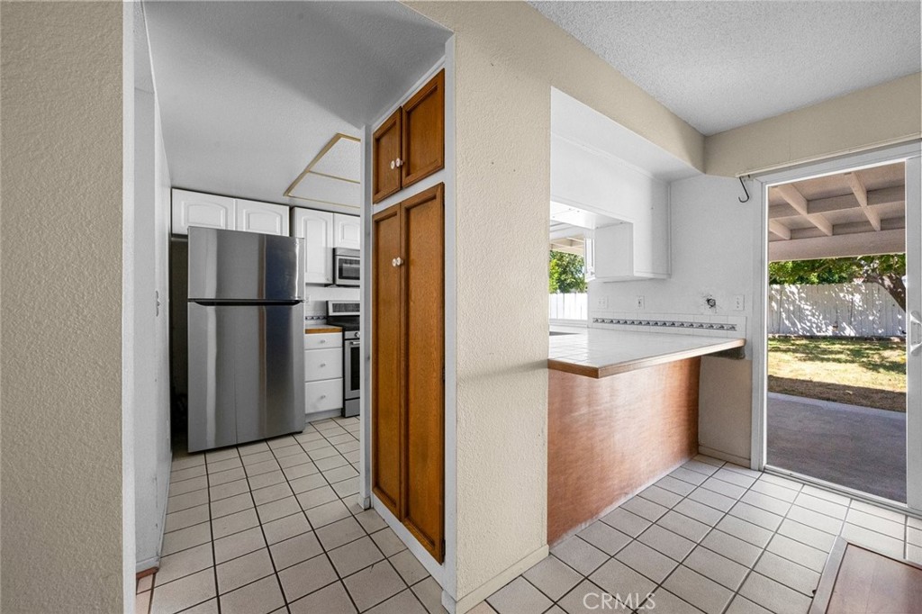 2994 La Verne Property Photo 47