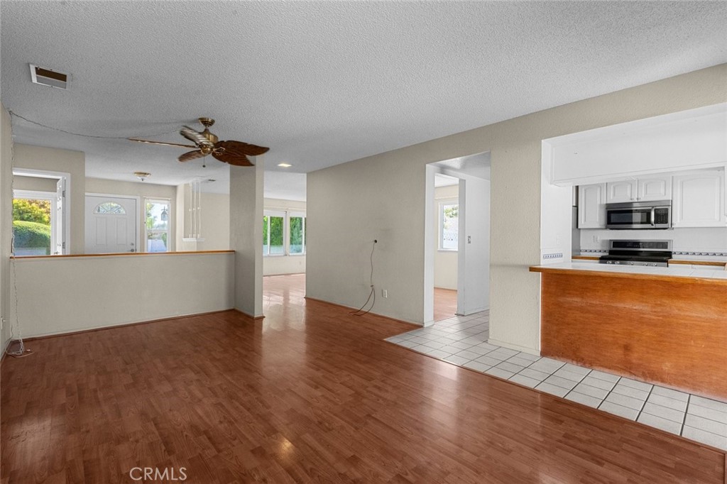 2994 La Verne Property Photo 51