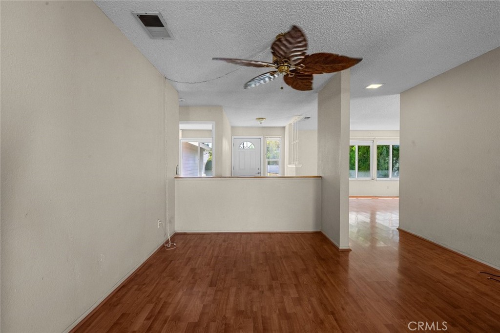 2994 La Verne Property Photo 52