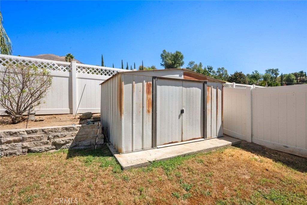 2994 La Verne Property Photo 63