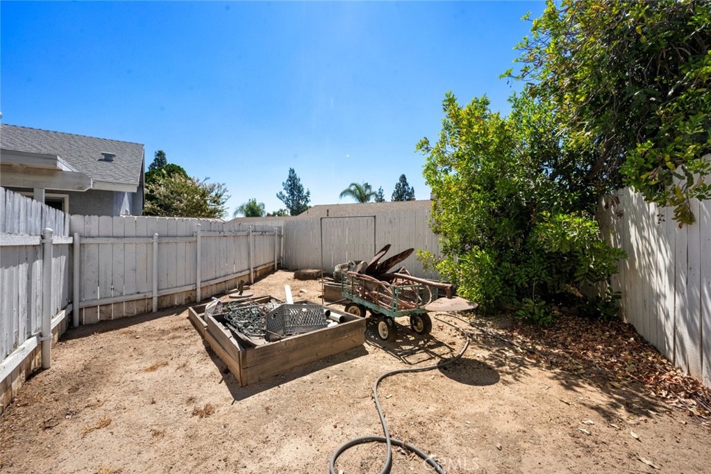 2994 La Verne Property Photo 70