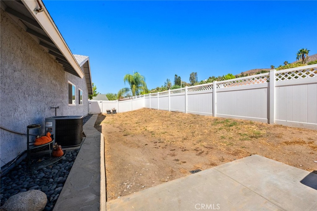 2994 La Verne Property Photo 72