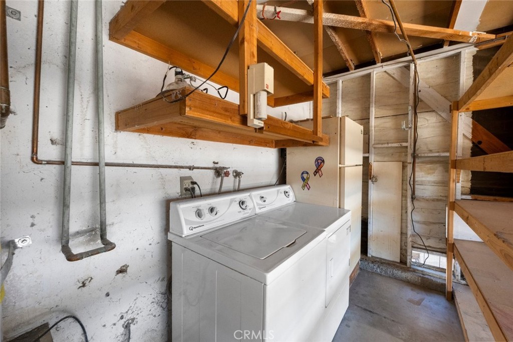 2994 La Verne Property Photo 75