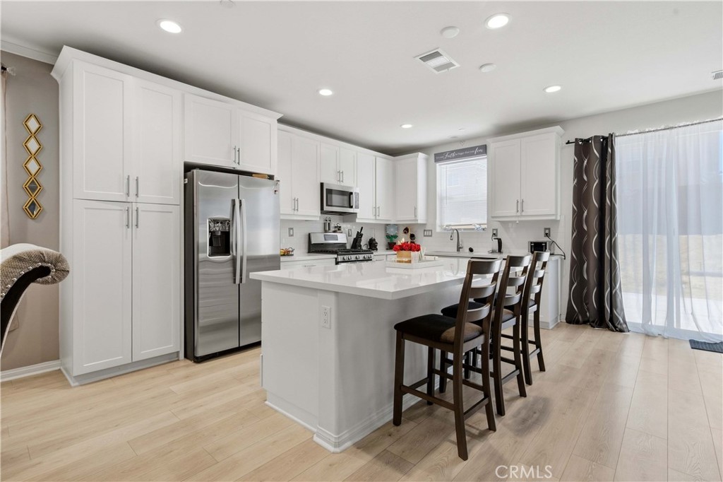 10260 Torrey Court Property Photo 7