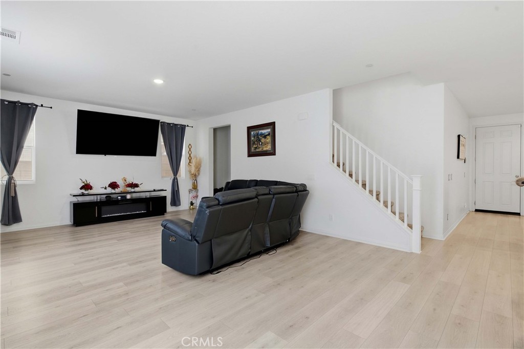 10260 Torrey Court Property Photo 17