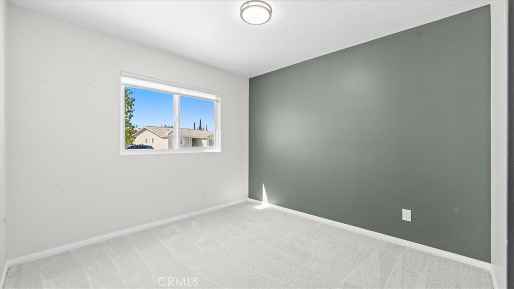 14208 Estate Property Photo 9