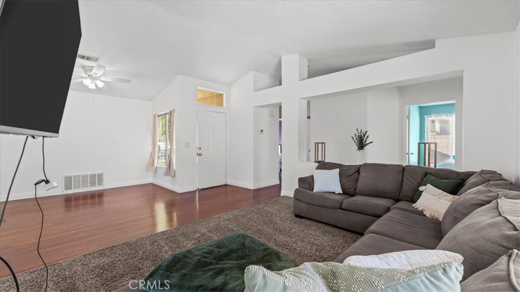 2507 E Avenue J14 Property Photo 6