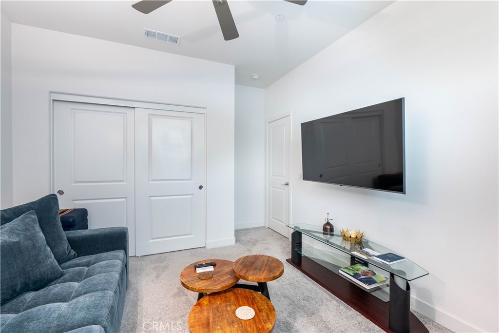 565 Hudson Way Property Photo 17