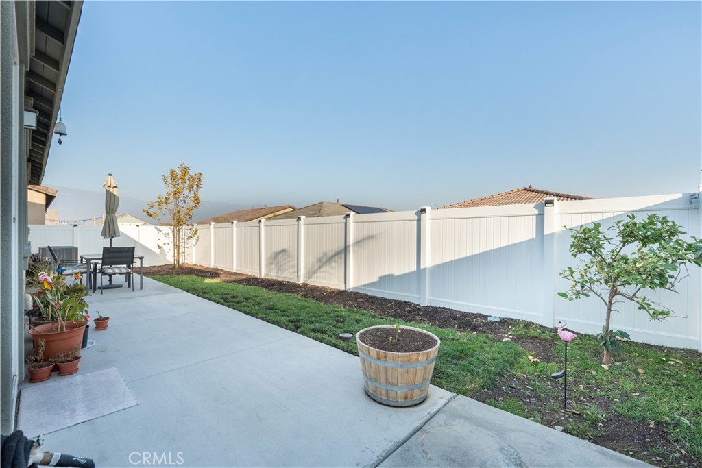 565 Hudson Way Property Photo 27