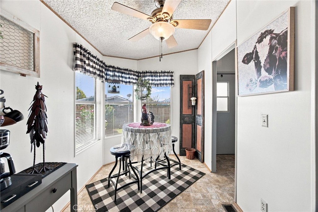126 Set Property Photo 15