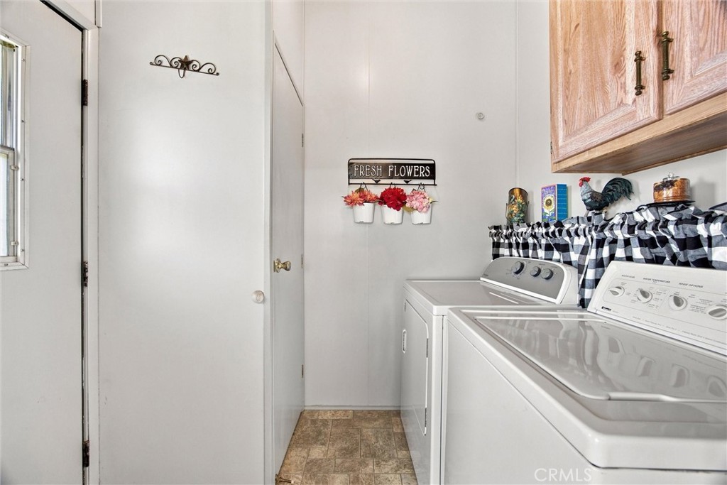 126 Set Property Photo 25
