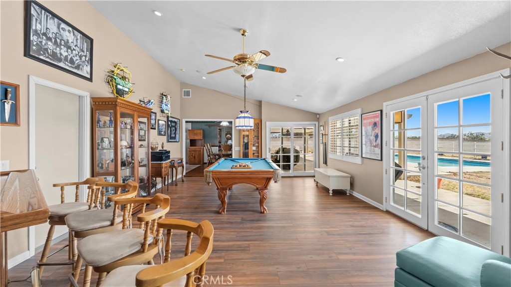 11658 Del Sur Property Photo 8