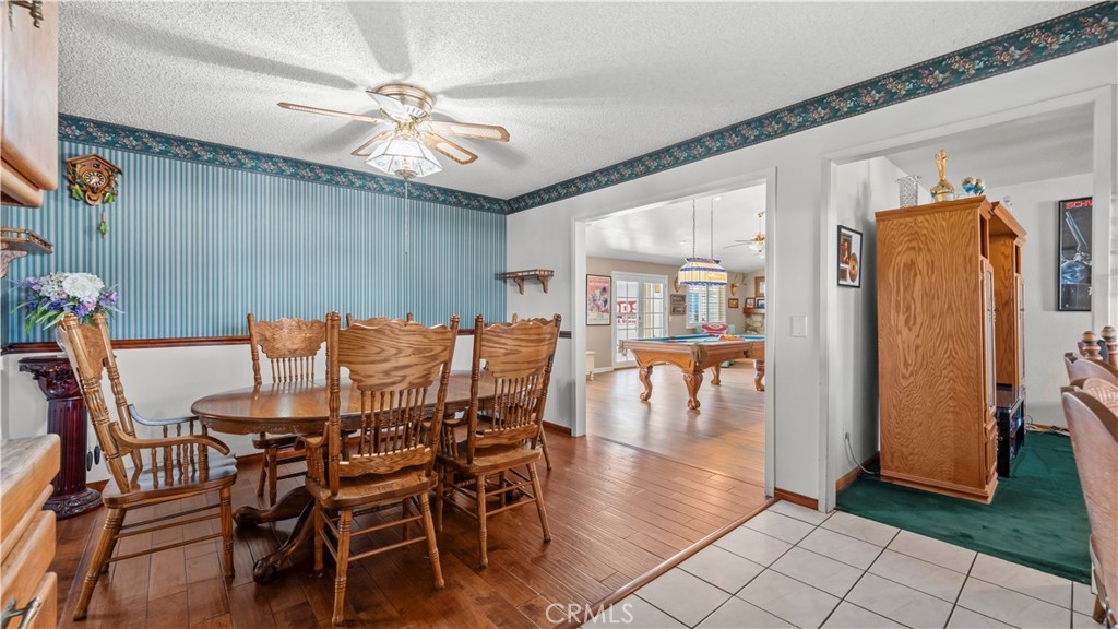 11658 Del Sur Property Photo 9