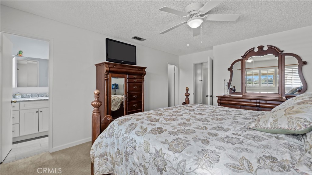 11658 Del Sur Property Photo 13