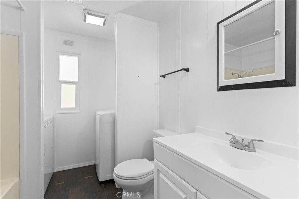 22800 Byron Property Photo 17
