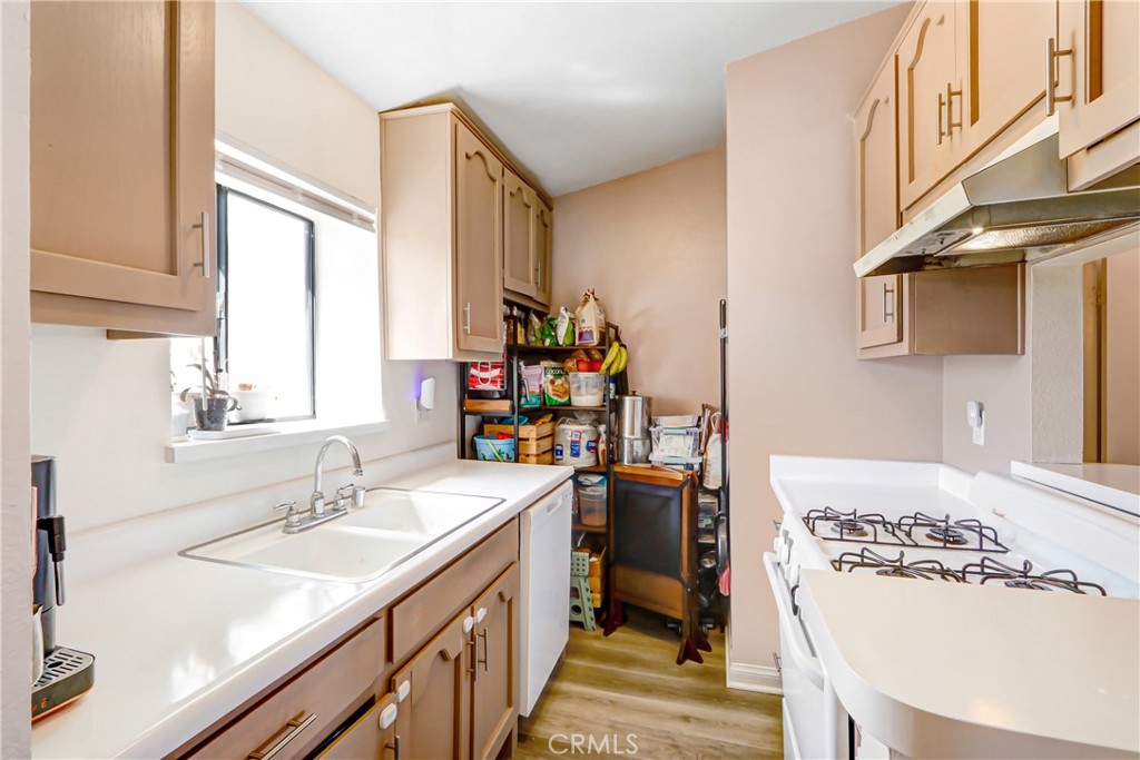 9505 Arlington 17 Property Photo 4