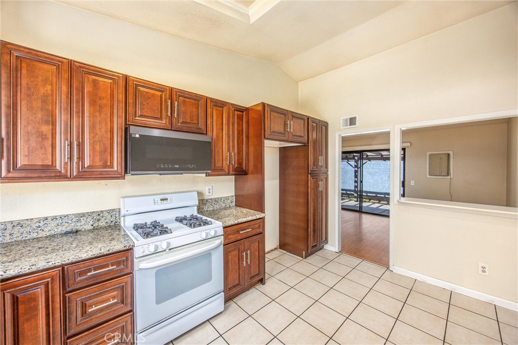 11457 Mount Ritter Street Property Photo 10